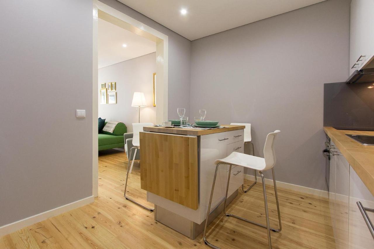 Bairro Alto Elegant By Homing Apartment ลิสบอน ภายนอก รูปภาพ